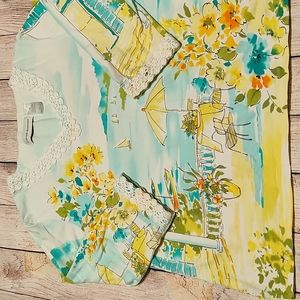 Women's three quarter sleeve top